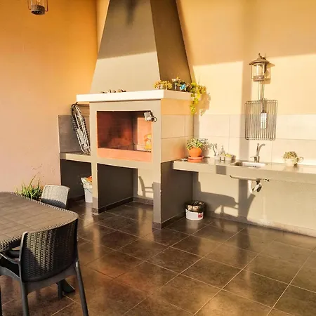 House Of Massapez | Calheta *