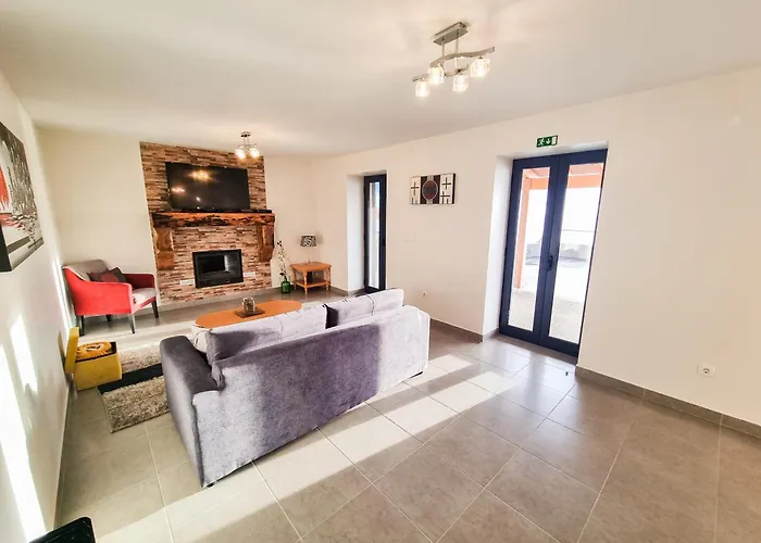 House Of Massapez | Calheta