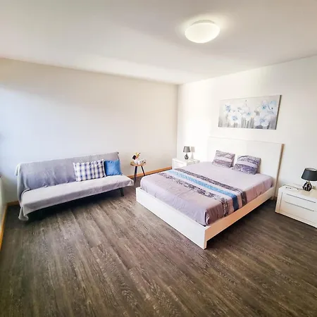 House Of Massapez | Calheta *