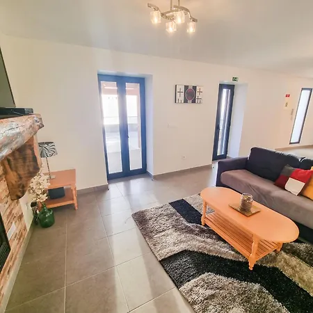 House Of Massapez | Calheta