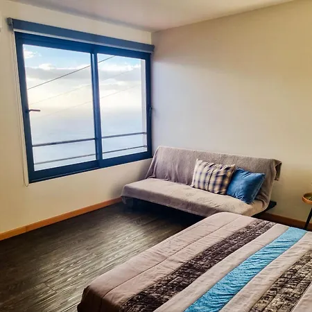 House Of Massapez | Calheta * 파야다오벨라