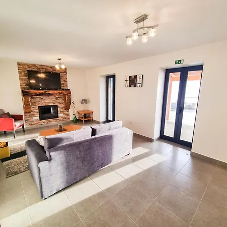 House Of Massapez | Calheta