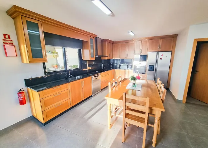 House Of Massapez | Calheta *